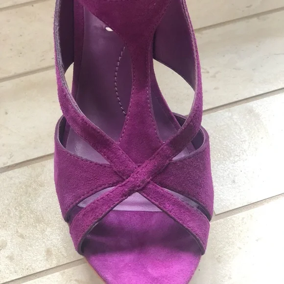 BCBGMaxAzria Suede Open toe heels - Picture 2 of 4